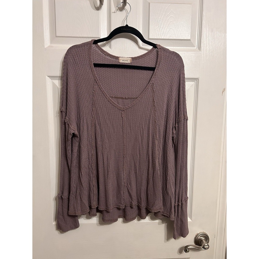 Altar'd State Waffle Weave Thermal Sweater Small Long Sleeve Shirt Top V-Neck